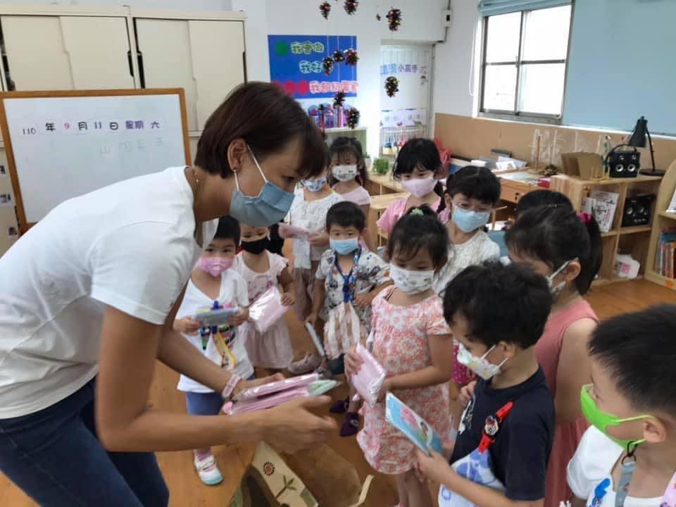 防疫優先 照顧孩童(標題圖檔)