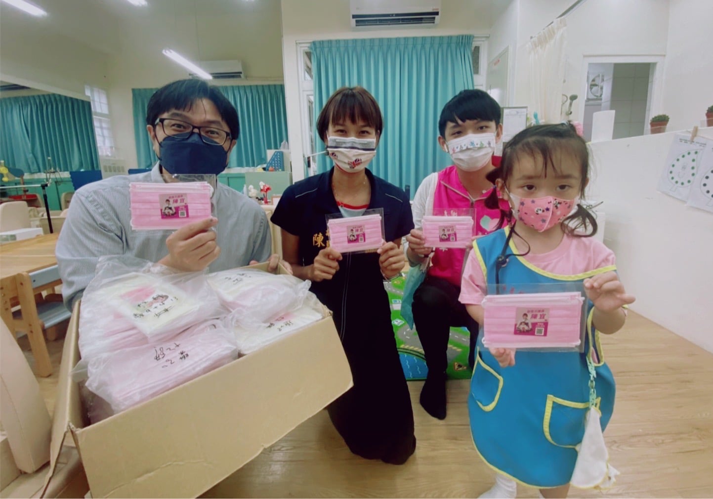 口罩送愛 關懷幼童(標題圖檔)