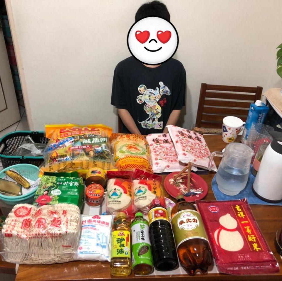 單媽辛苦扶養兩兄弟(標題圖檔)