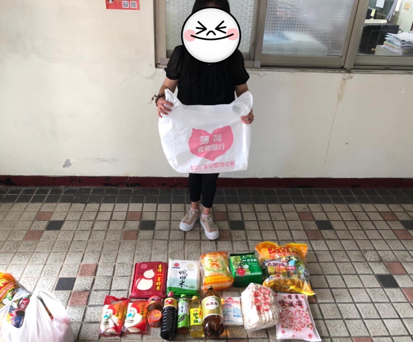 單媽養三老少生活困頓(標題圖檔)