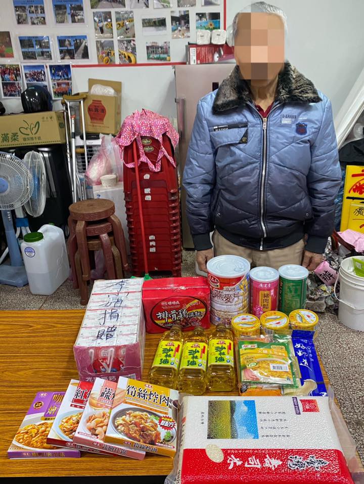 兒子罹患重度躁鬱症 獨自撫養兩名孫子的林爺爺(標題圖檔)