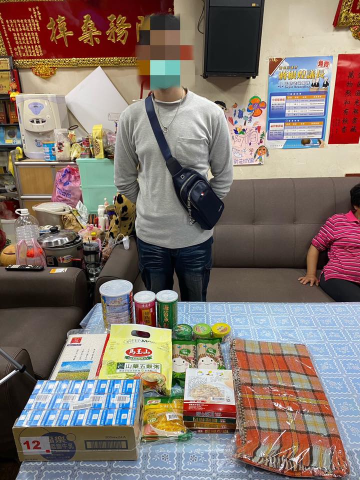 獨自照顧身心障礙的雙親 孝子彭先生的故事(標題圖檔)