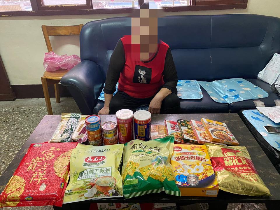 命運多舛的洪媽媽故事(標題圖檔)